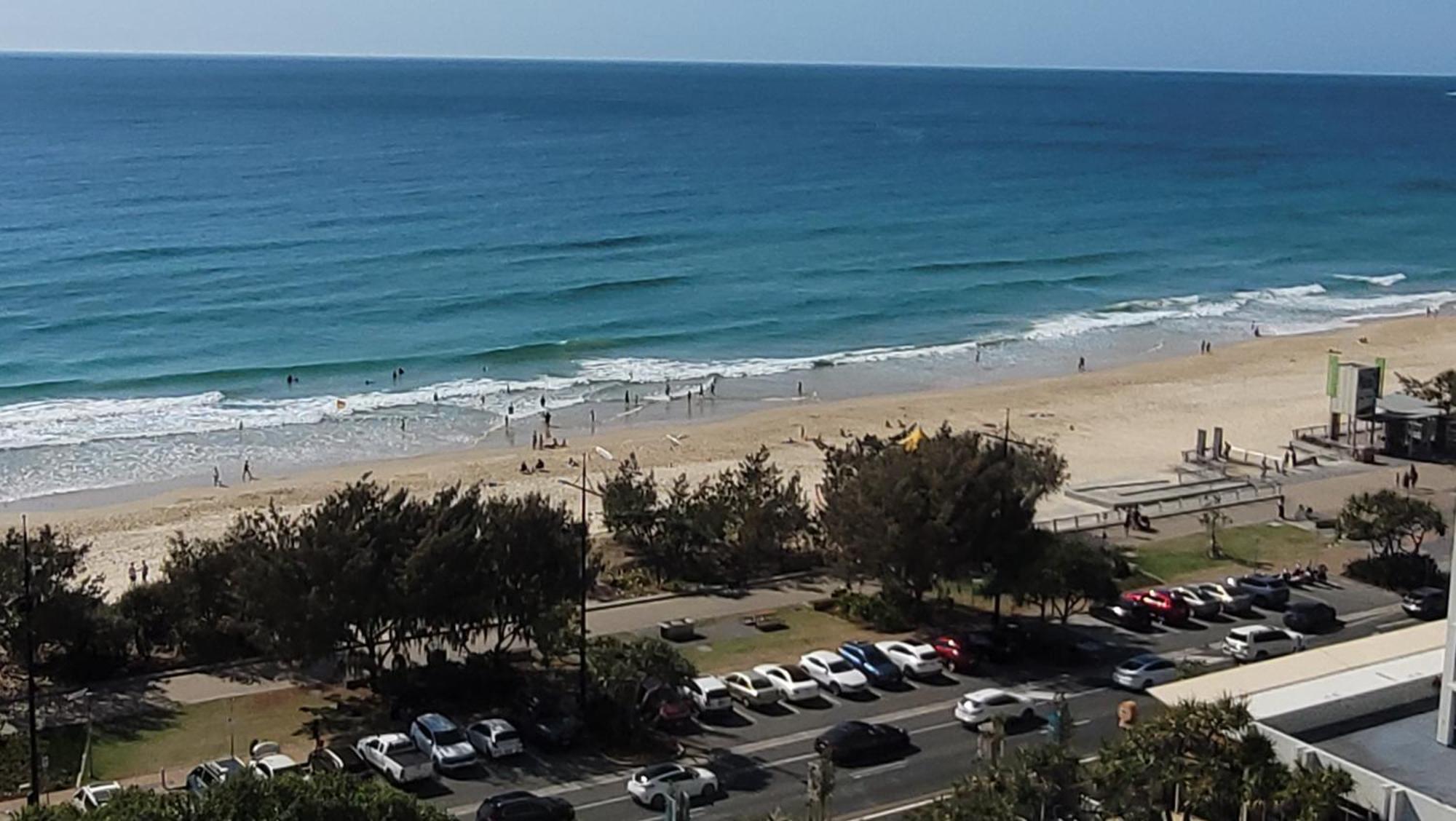 Apr Private Suites Moroccan By The Beach Gold Coast Eksteriør billede