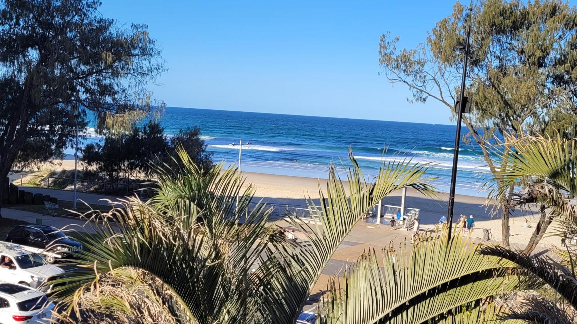 Apr Private Suites Moroccan By The Beach Gold Coast Eksteriør billede