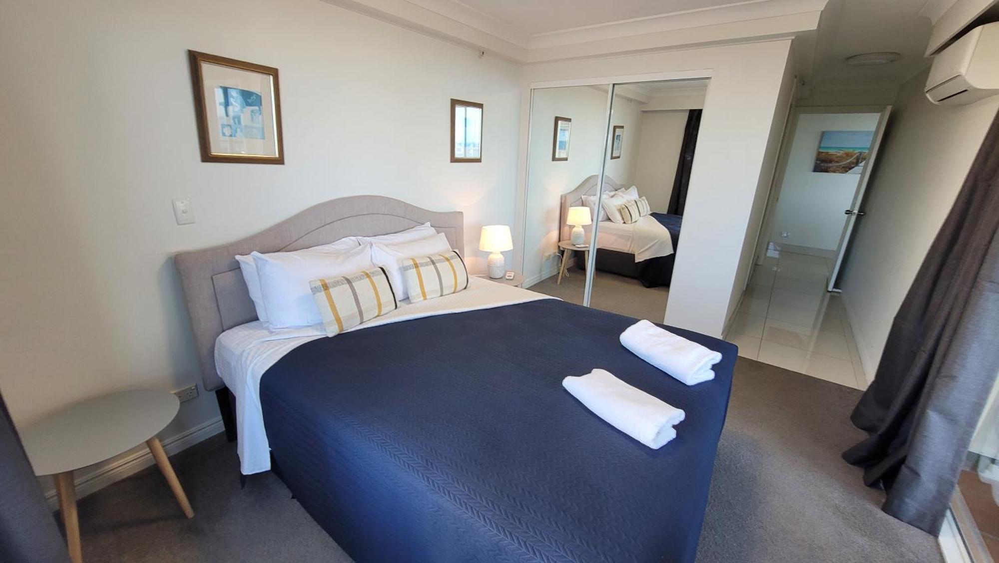 Apr Private Suites Moroccan By The Beach Gold Coast Eksteriør billede
