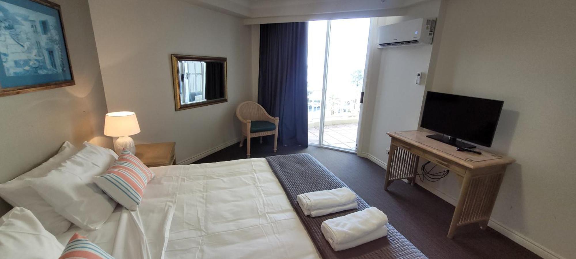 Apr Private Suites Moroccan By The Beach Gold Coast Eksteriør billede
