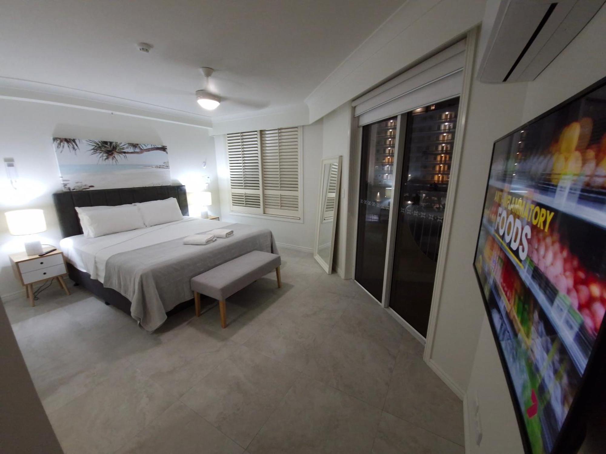 Apr Private Suites Moroccan By The Beach Gold Coast Eksteriør billede